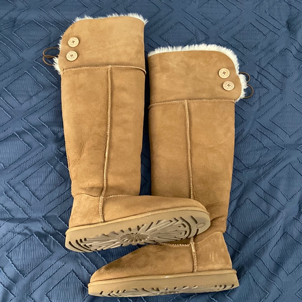 Over the knee Bailey button UGGS size 8